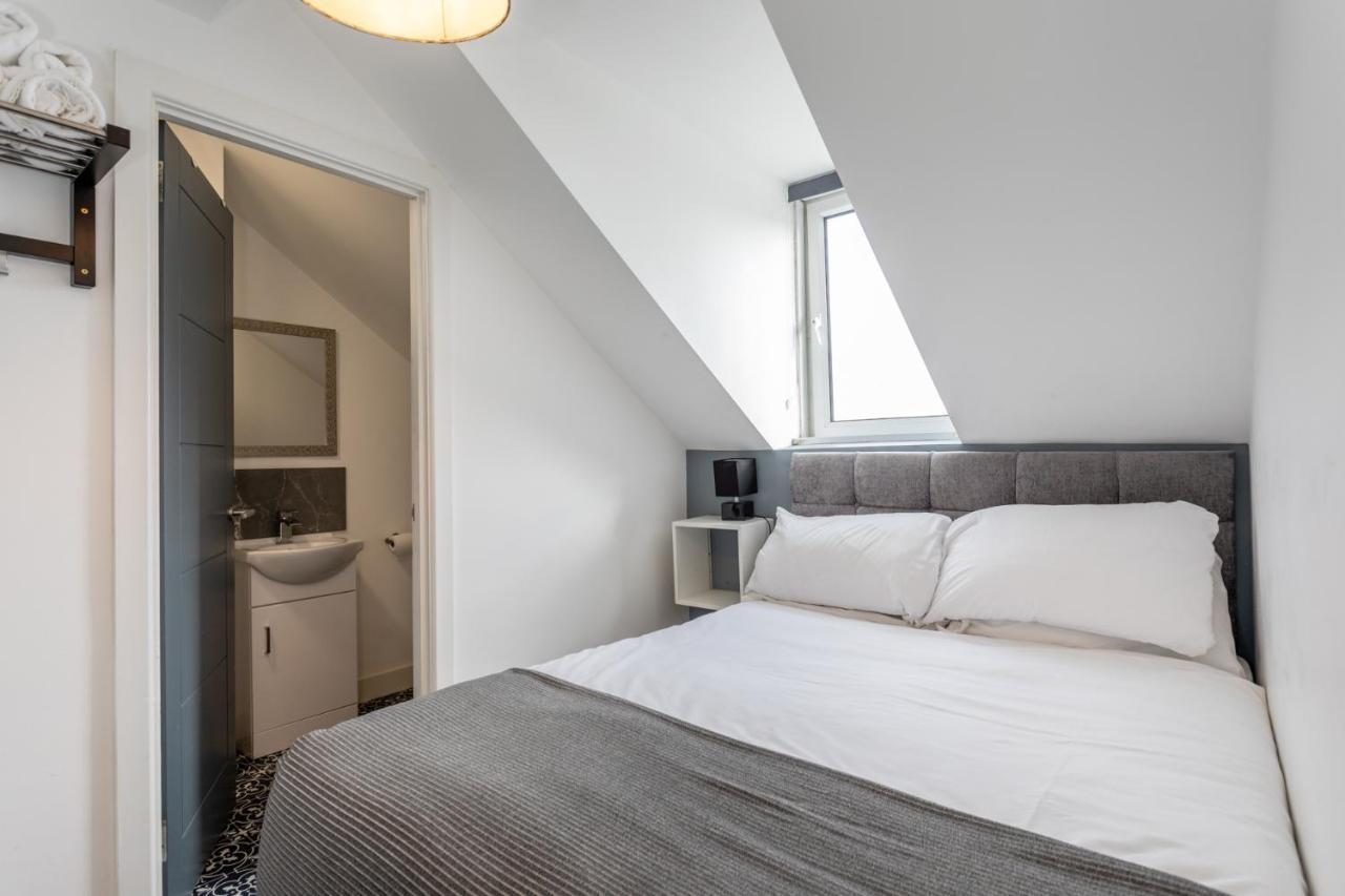 The Avenue Belfast Hotell Exteriör bild